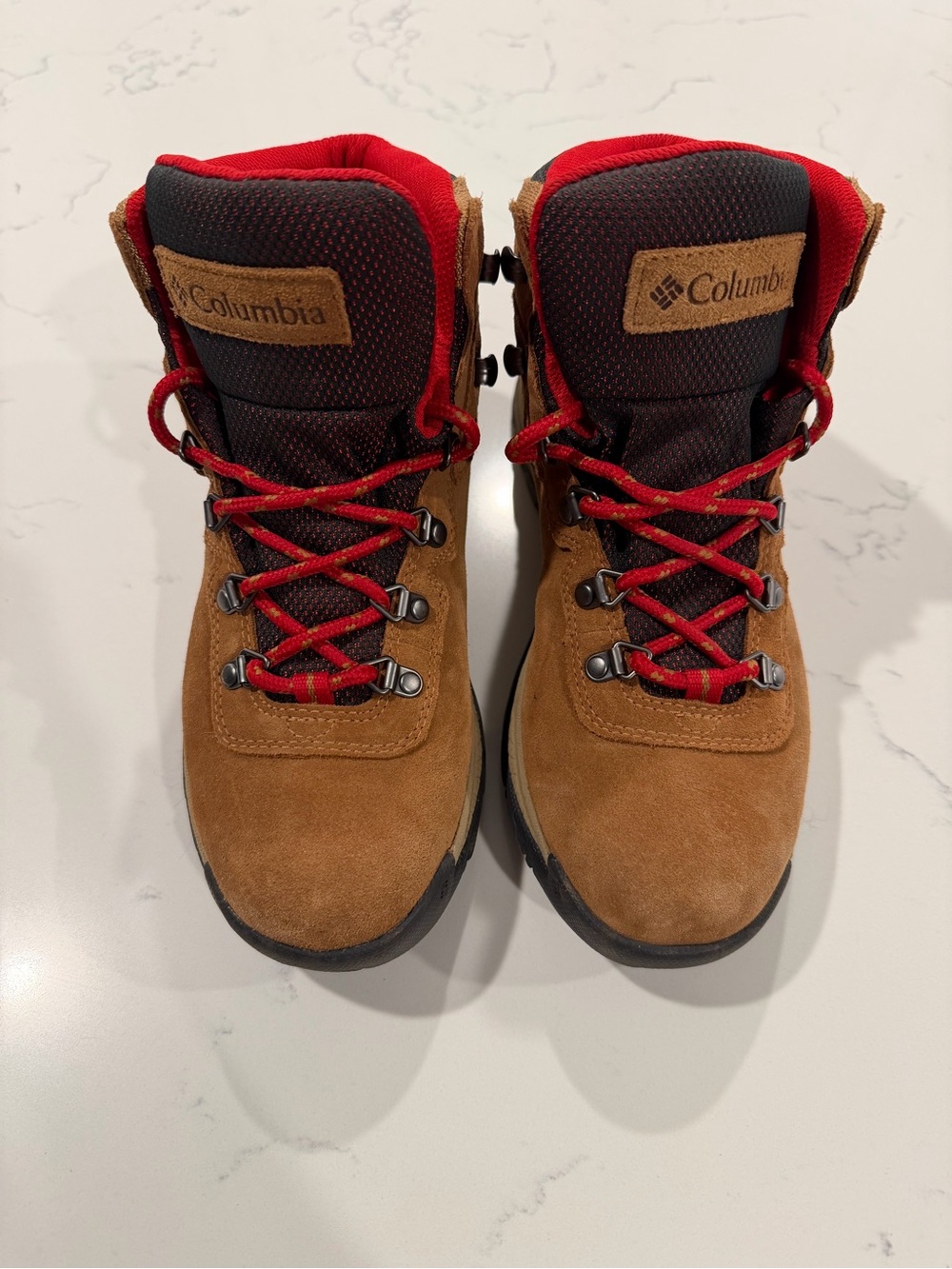 Columbia Newton Ridge Waterproof Hiking Boots Women’s 8.5 Brown Suede